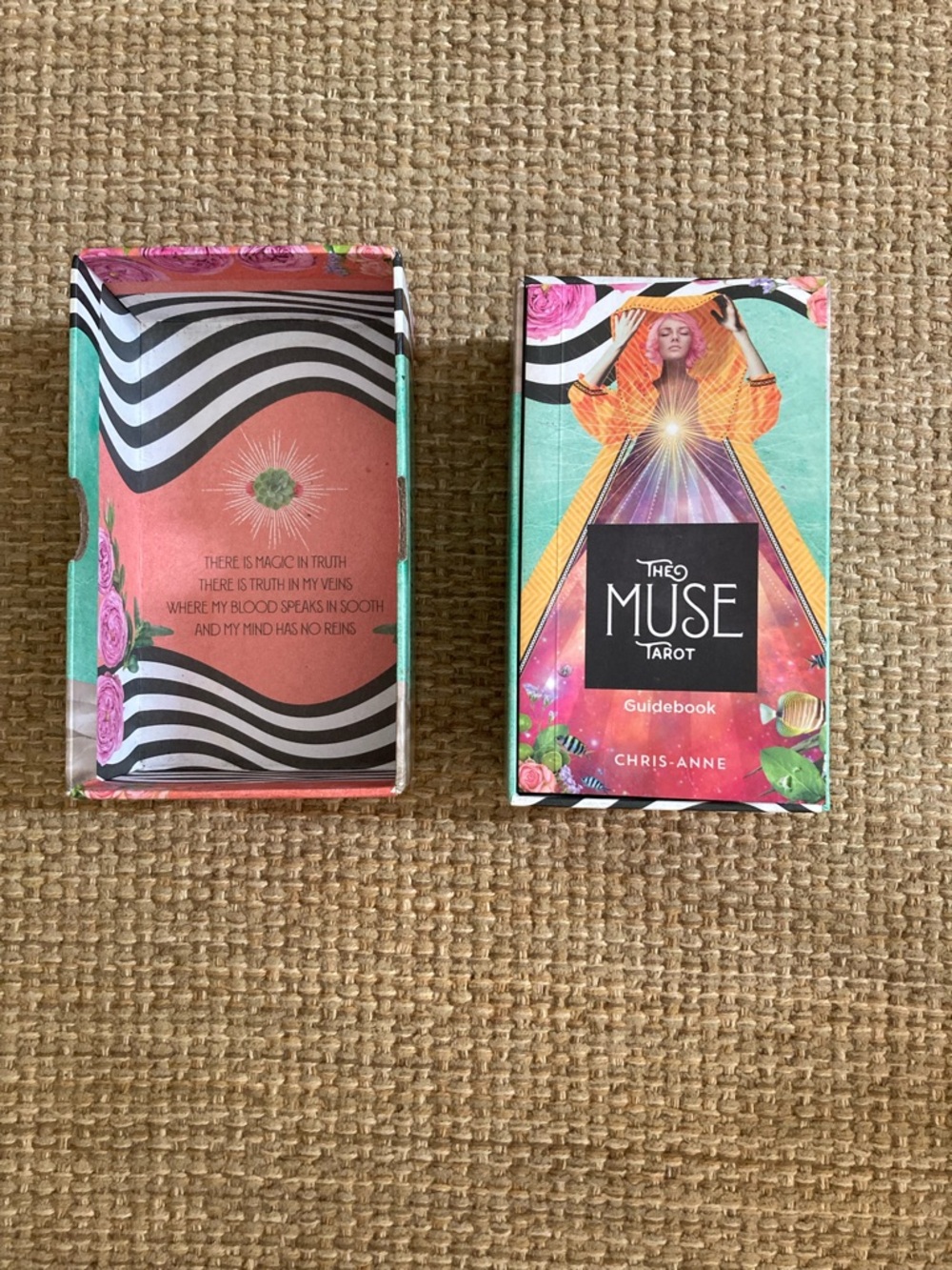 The Muse Tarot and Guidebook Chris Anne - Picture 2 of 7